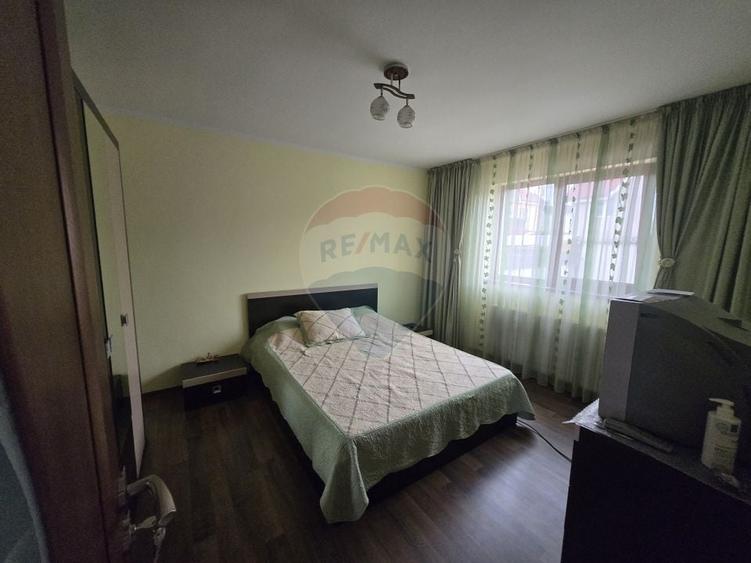 Casă individuală cu 4 camere cu Teren 400 Mp în Lascăr Catargiu