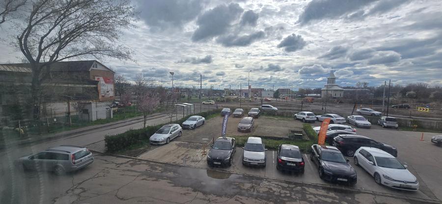 Birou, de 120 mp, în Exterior Sud