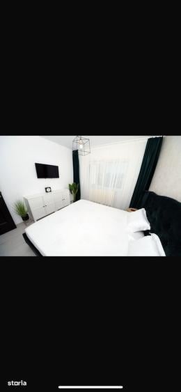 Apartament cu 2 camere decomandat în Micro 17