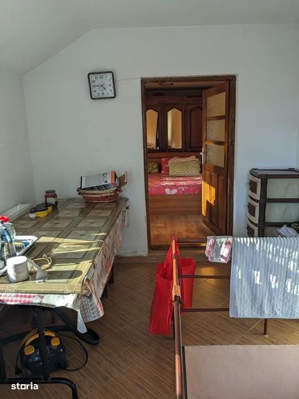 Casă cu 3 camere în Căteasca