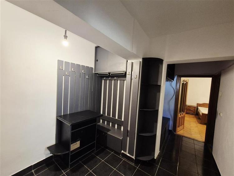 Apartament cu 2 camere decomandat în Tătărași