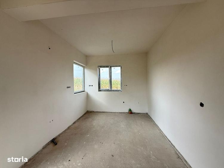 Casă cu 4 camere cu Teren 540 Mp în Șura Mare