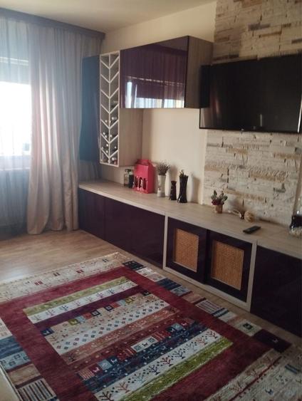 Apartament cu 2 camere decomandat în Aurel Vlaicu