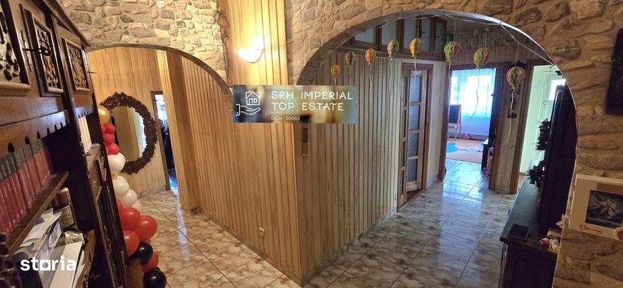 Apartament cu 4 camere în Central