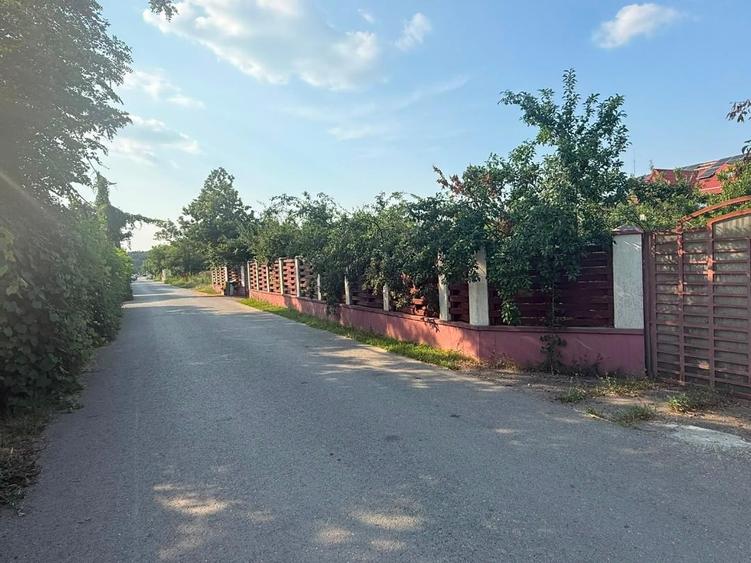 Teren Construcții intravilan de 540 mp, în Săftica