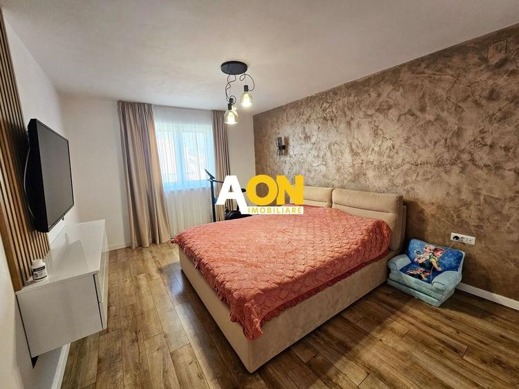 Casă individuală cu 4 camere cu Canalizare în Partoș