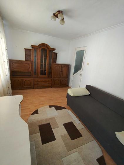 Garsonieră decomandată în Exterior Vest
