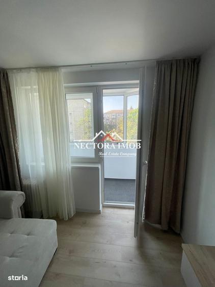 Apartament cu 3 camere decomandat în Dacia