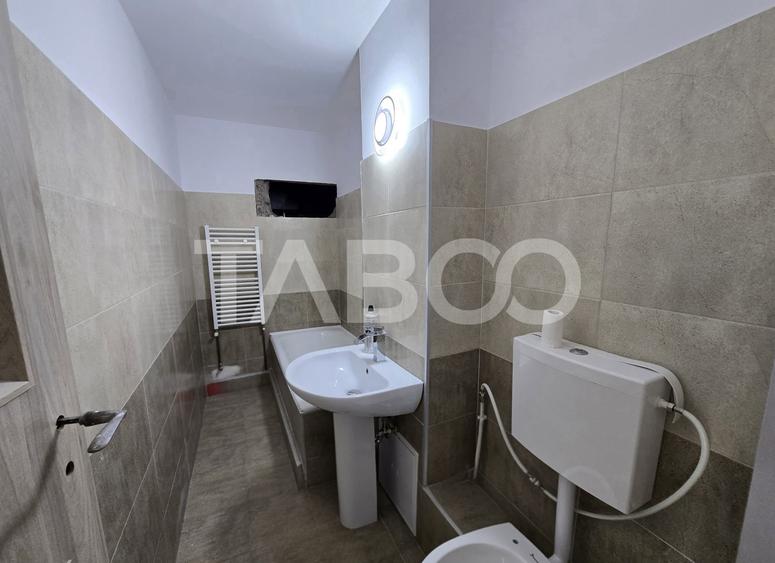 Apartament cu 3 camere decomandat în Mihai Viteazul