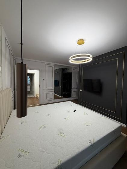 Apartament cu 3 camere decomandat, mobilat în Parcul Carol