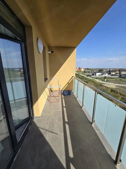 Apartament cu 2 camere semidecomandat, mobilat în Moșnița Nouă