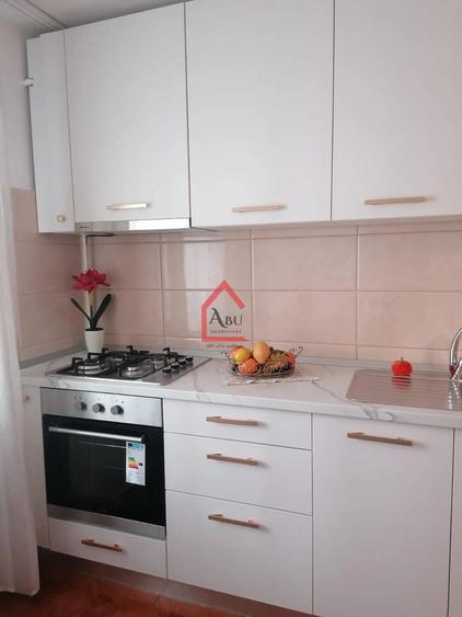 Apartament cu 2 camere decomandat în Filiași