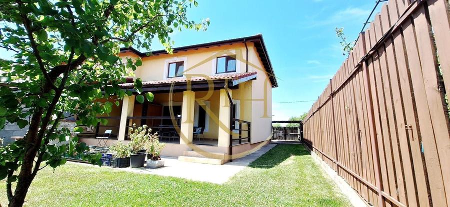 Duplex cu 4 camere cu Canalizare în Dumbrăvița
