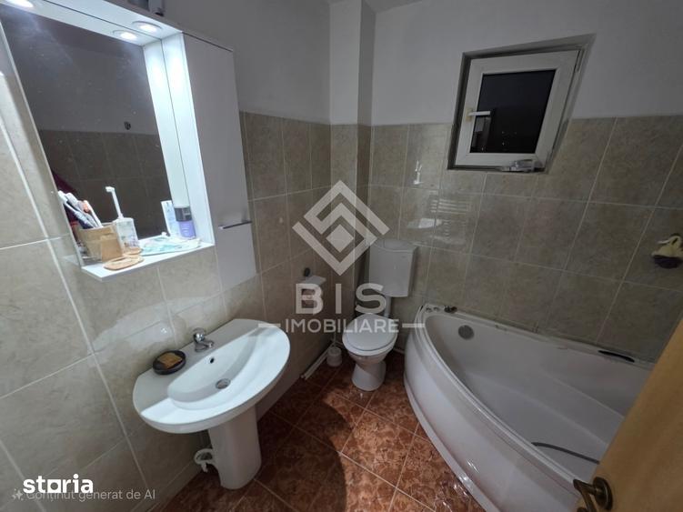 Apartament cu 3 camere decomandat în Cetății