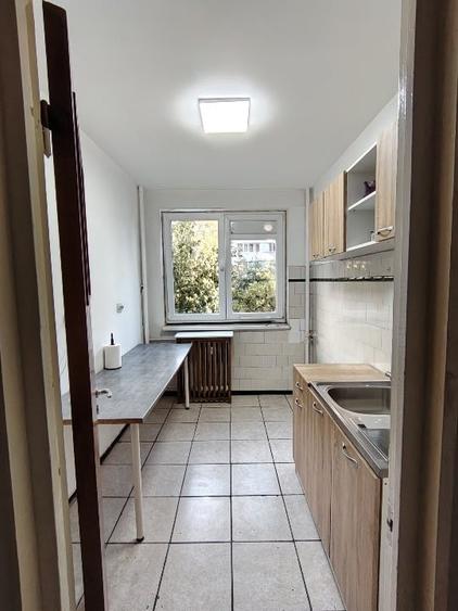 Apartament cu 2 camere semidecomandat, mobilat în Obor
