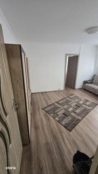 Apartament cu 3 camere în Negru Vodă