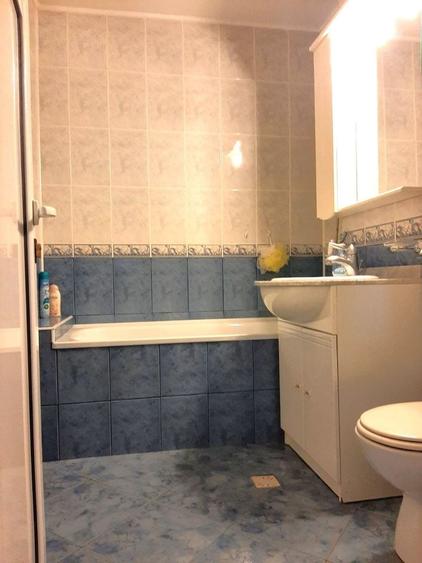 Apartament cu 2 camere decomandat în Astra