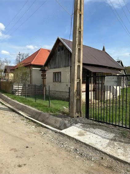 Casă cu Teren 1200 Mp în Bociu