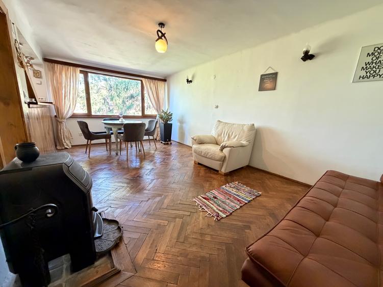 Apartament cu 2 camere decomandat în Centrul Istoric