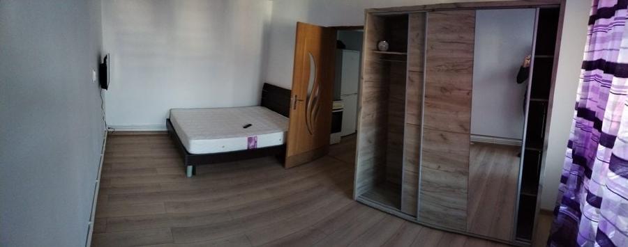 Garsonieră decomandată în Central