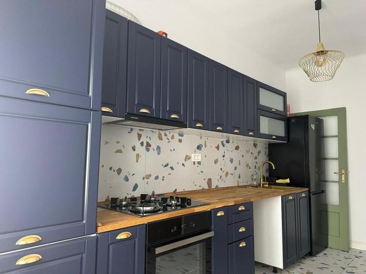 Apartament cu 3 camere, mobilat în Cotroceni