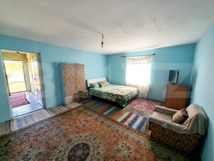 Casă cu 1 camere cu Teren 2700 Mp în Prisăcani