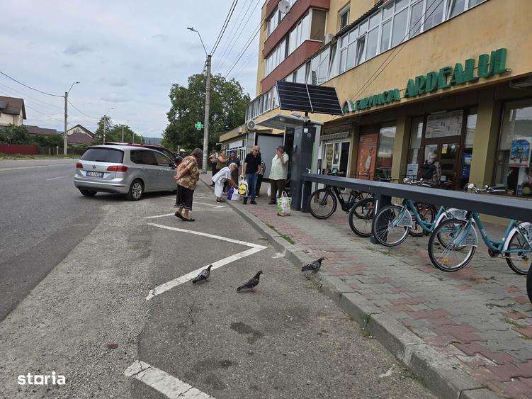 Spațiu comercial, de 80 mp, în Dărmănești