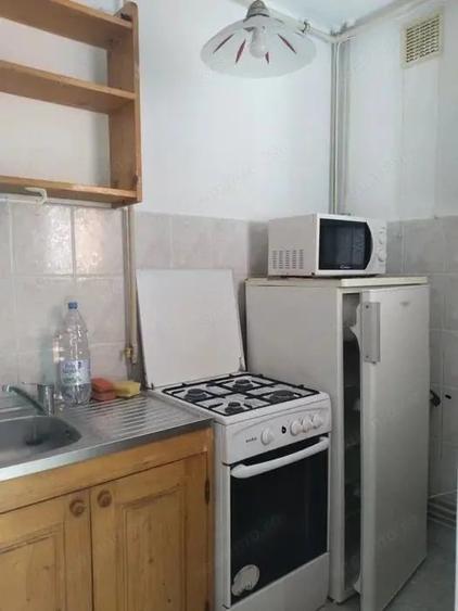 Garsonieră decomandată în Aleea Carpați