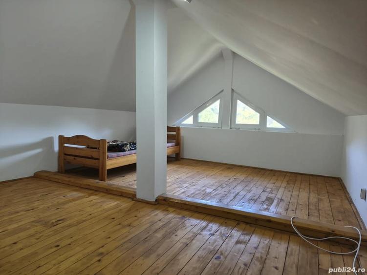Casă cu 5 camere cu Teren 1560 Mp în Crasna