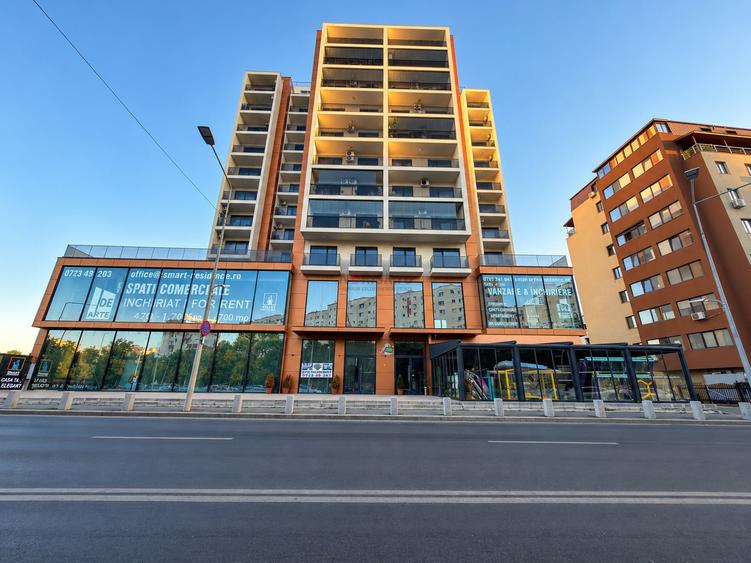 Apartament cu 3 camere semidecomandat, mobilat în Berceni