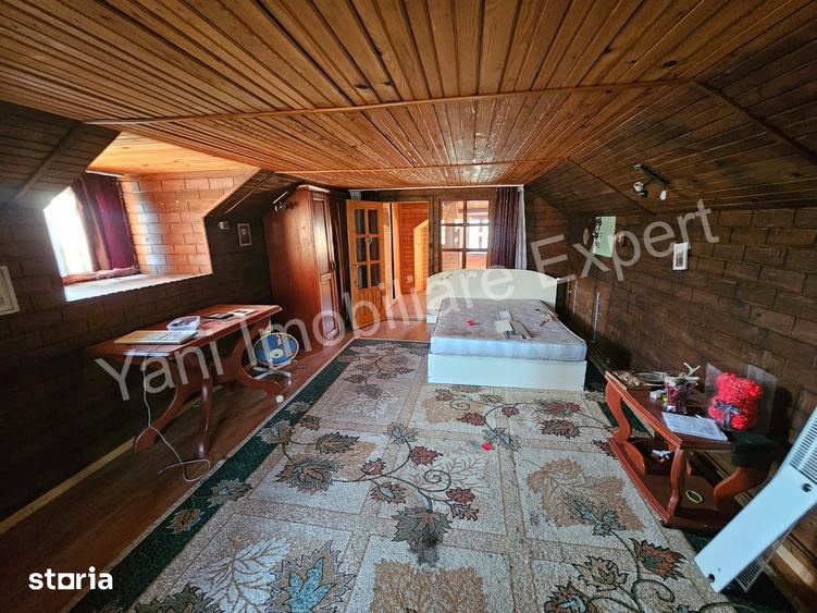 Casă cu 6 camere cu Teren 4050 Mp în Băiculești