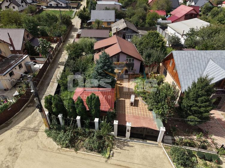 Casă individuală cu 5 camere cu Canalizare în Ciurea
