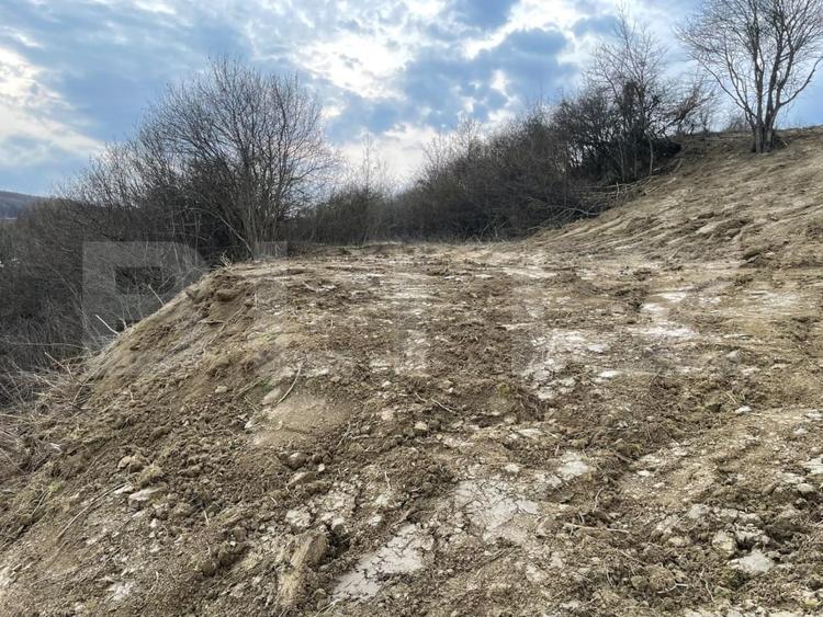 Teren Construcții intravilan de 1525 mp, în Exterior Est