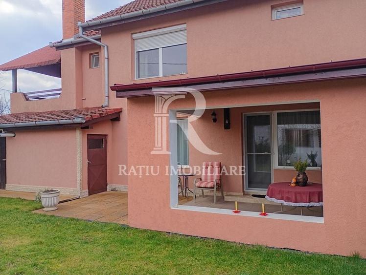 Duplex cu 4 camere cu Canalizare în Oncea