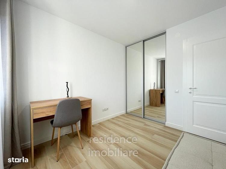 Apartament cu 4 camere semidecomandat în Borhanci