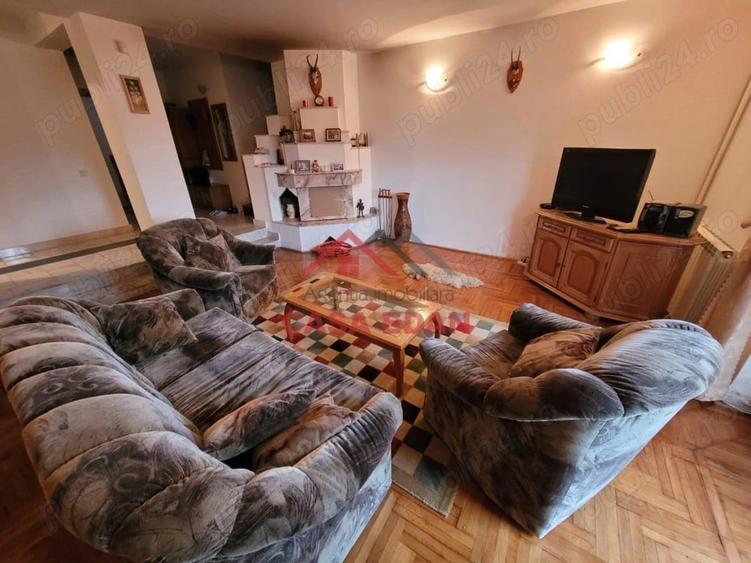 Casă cu 6 camere în Cornu