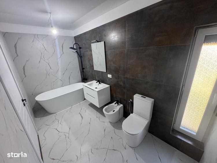 Casă cu 4 camere cu Teren 480 Mp în Mogoșoaia