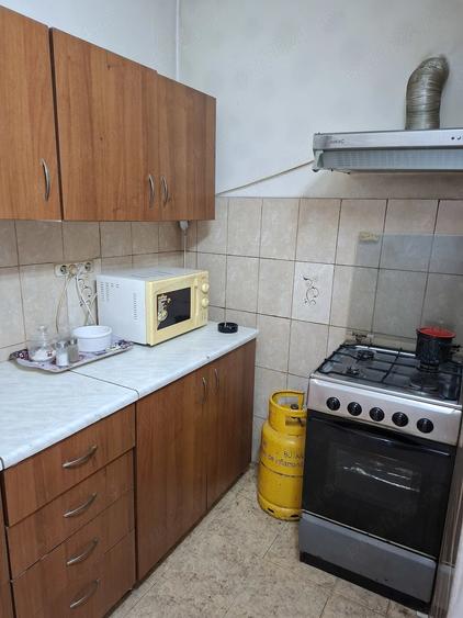 Garsonieră decomandată în Central
