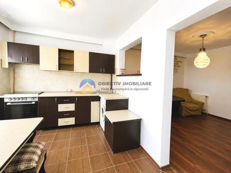 Apartament cu 4 camere semidecomandat în Mărăței