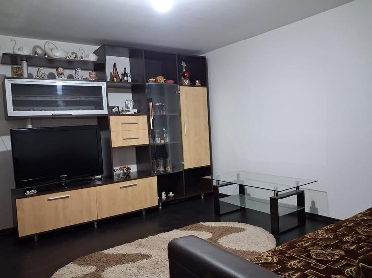 Casă cu 3 camere în Bacea