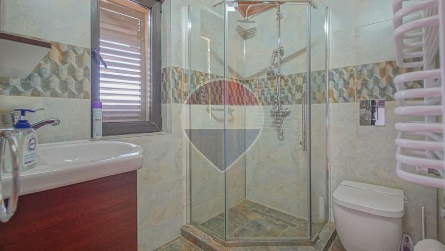Comision 0%! Vila Patricia, pensiune Breaza | teren tenis | ciubăr - 50