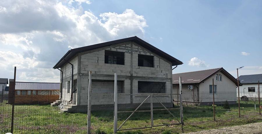 Casa in curs de constructie de vanzare - 3