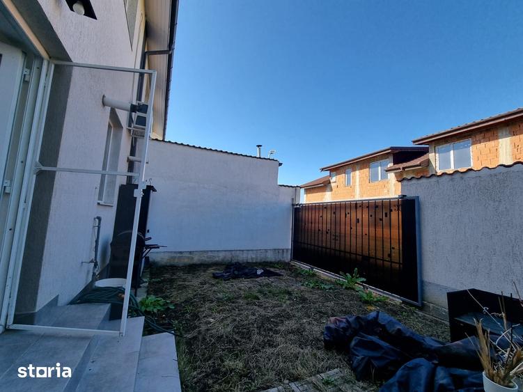 Casă cu 4 camere cu Teren 180 Mp în Alexandriei