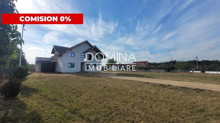 Casă individuală cu 7 camere cu Garaj în Scoarța