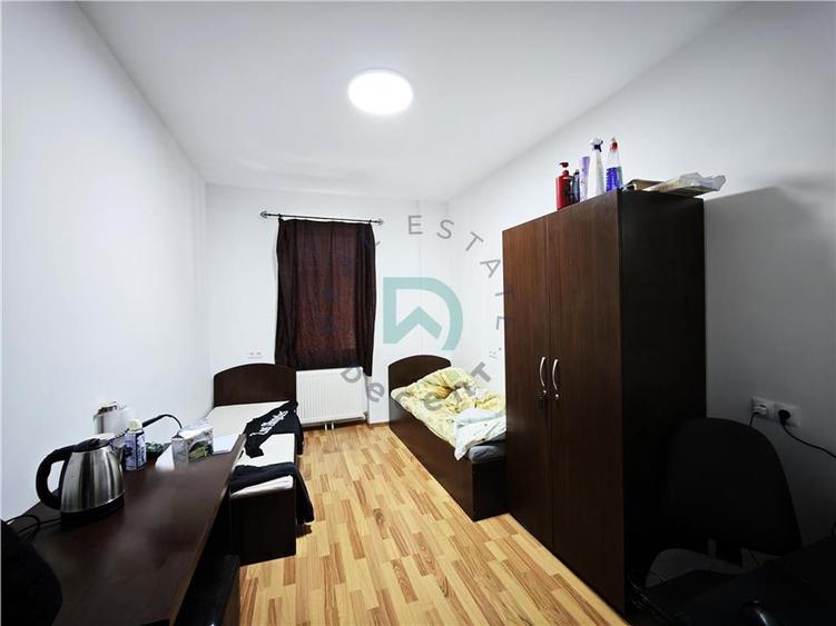 Casă individuală cu 10 camere cu Canalizare în Brașovul Vechi