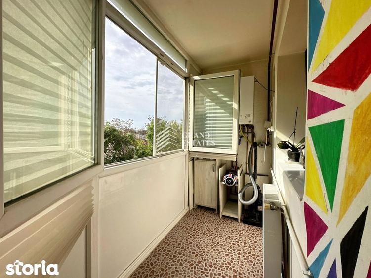 Inchiriere Apartament cu 2 camere | 54mp | Decomandat | Parcare | 6 mi - 4