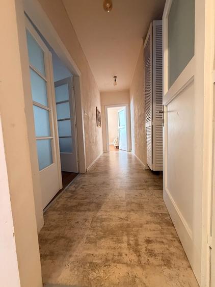 Apartament cu 2 camere decomandat în Centrul Istoric