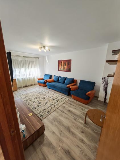 Apartament cu 2 camere decomandat în Inel II
