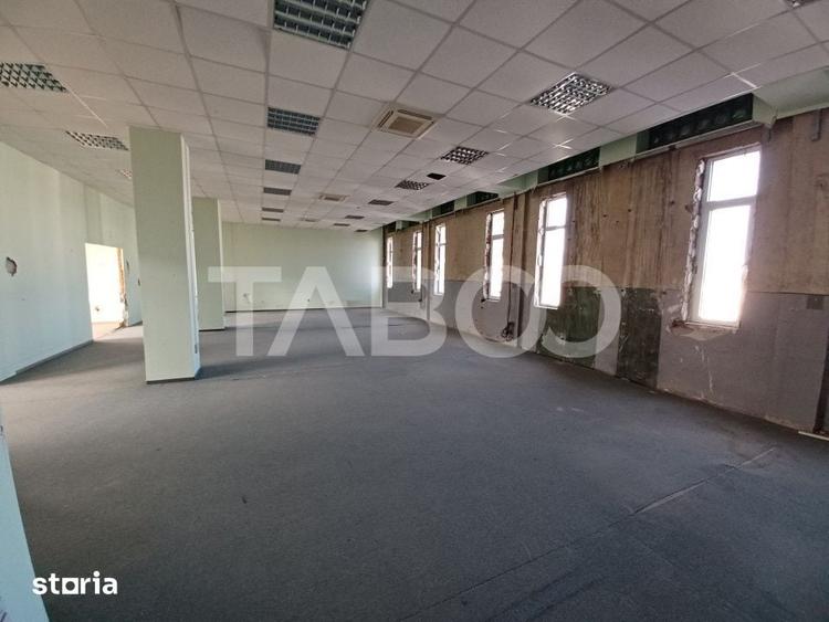 Spațiu comercial, de 750 mp, în Trei Stejari