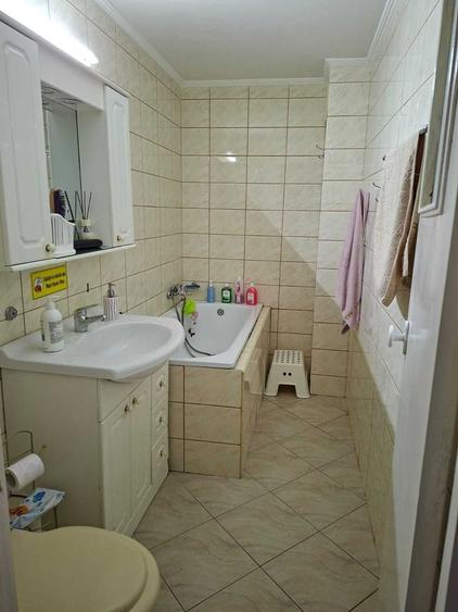 Apartament cu 2 camere decomandat în Libertatea